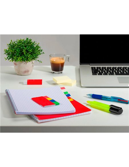 Stylo-bille q-connect 4 couleurs écriture moyenne 0.7mm corps translucide bleuté encre classique noir bleu rouge vert.