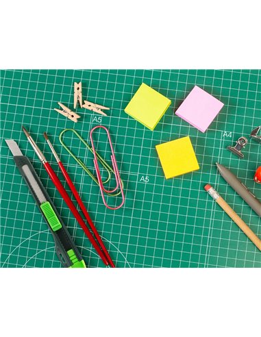 Cutter xd-07 q-connect plastique lame 9mm acier retractable interchangeable precoupee avec frein de securite et anse.