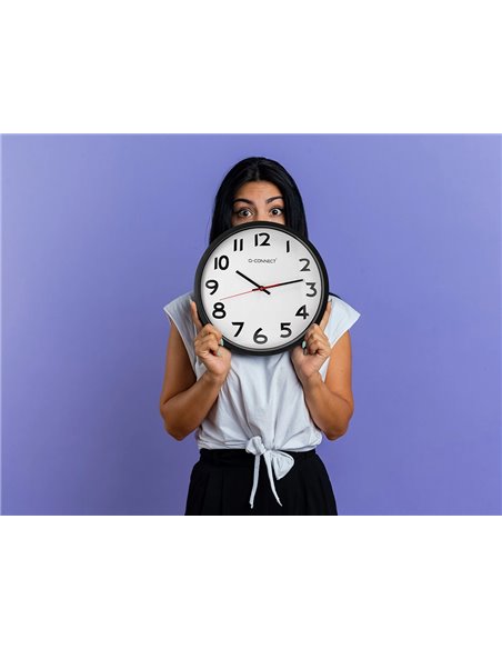 Horloge q-connect murale plastique design actuel numéros noirs fond blanc 1 pile aa non fournie diamètre 34cm noir.