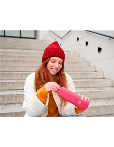 Bouteille isotherme antartik acier inoxydable sans bpa 750ml coloris fuchsia.
