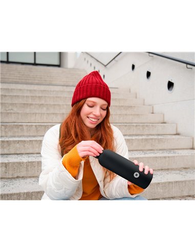 Bouteille isotherme antartik acier inoxydable sans bpa 750ml coloris noir.