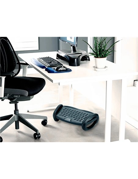 Repose-pieds plastique q-connect ajustable avec fonction de balancement 417x225x135mm.