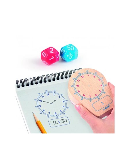 Apprentissage de l ehure et minutes akros maxi tampons quelle heure est il avec 2 des a 12 faces.