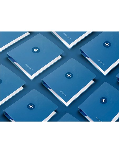 Classeur antartik 4 anneaux ronds 25mm a4 carton remborde coloris bleu marine.