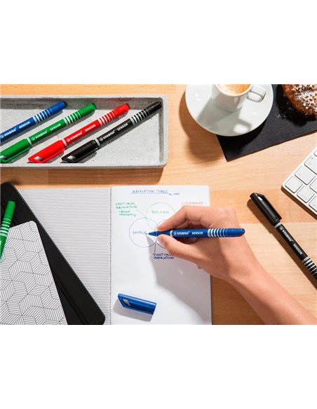 Stylo-feutre stabilo sensor pointe fine gainée métal amortisseur 1200m écriture tracé 0.3mm coloris noir.