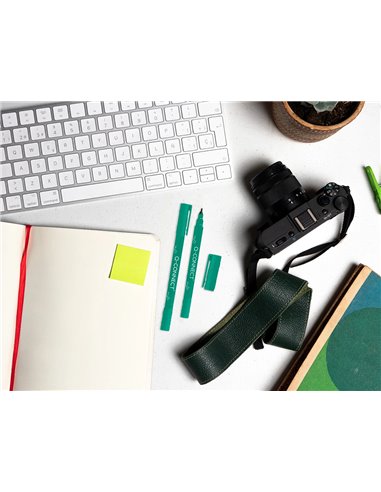 Marqueur permanent q-connect pointe double 1mm et 0,4 mm coloris vert.