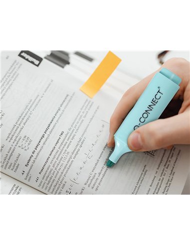 Surligneur q-connect fluorescent pastel pointe biseautee etui de bureau 8 coloris assortis.