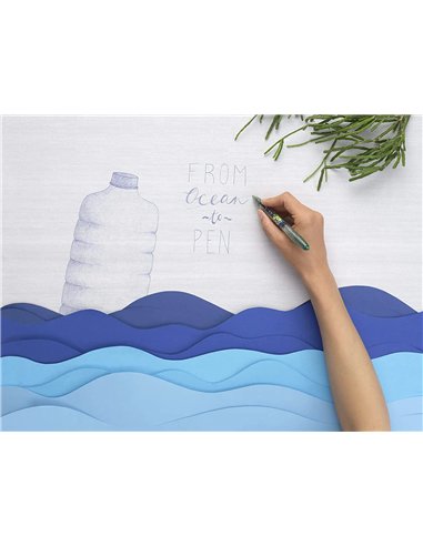 Stylo-bille pilot b2p ecoball begreen retractable rechargeable. Pointe moyenne. Coloris noir 621581.