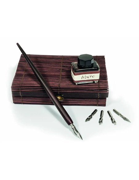 Parure online de calligraphie a l'ancienne dans boite en bambou.