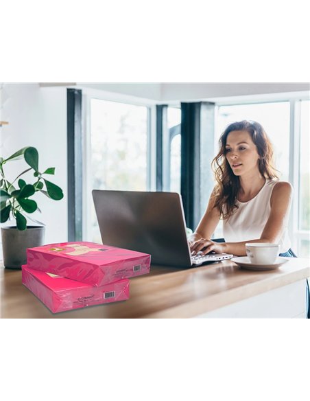 Papier couleur q-connect multifonction a4 80g/m2 unicolore rose intense ramette 500 feuilles.