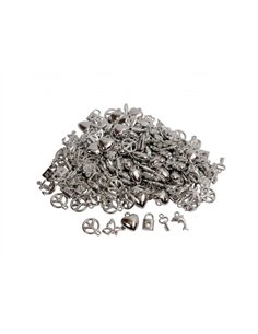 Perle plastique ocolor pampilles 15mm 10 formes assorties coloris argent lot de 200 perles.