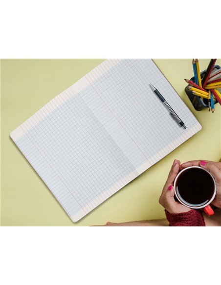 Cahier piqure liderpapel couverture pp 240x320mm 48p seyes coloris jaune.