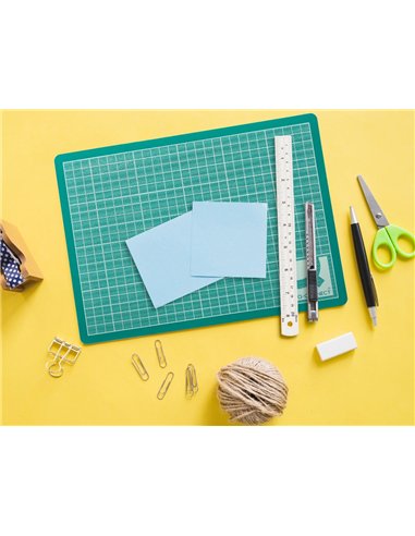 Plaque coupe q-connect pvc épaisseur 3mm 220x300mm a4 coloris vert.