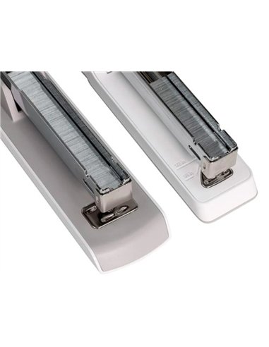 Agrafes fellowes 26/6 demi bande paquet de 5000 pieces.