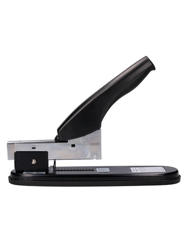 Agrafeuse q-connect grande cap acité économique capacité 150f coloris noir métal.