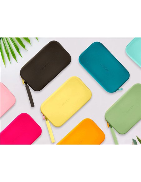 Fourre-tout antartik plat en silicone modele tropical dive 190x120x25mm coloris fuchsia.