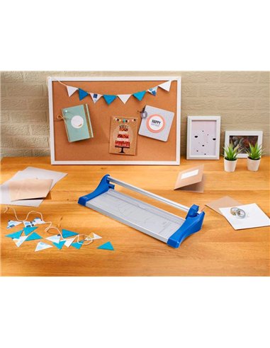 Rogneuse q-connect format a4 10f base acier lame rotative aiguisée automatique table imprimée guide angle 320x157mm.