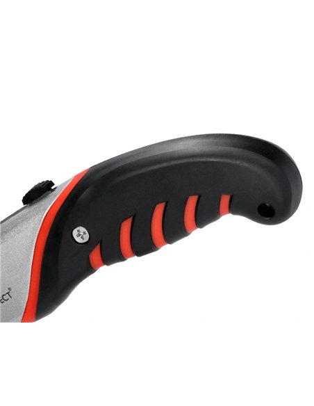 Cutter xd-8300 q-connect en metal et caoutchouc lame 18mm retrtactable interchangeable avec frein de securite.