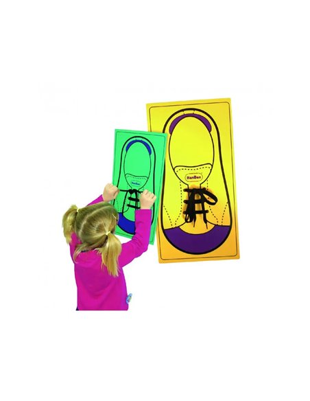 Chaussure geante henbea a lacer se fixe au mur avec 4 velcros inclus 49x25 cm.