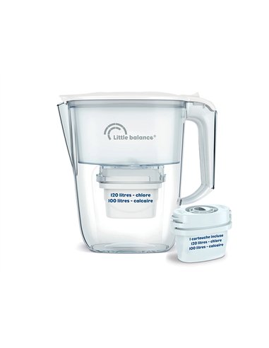 Carafe filtrante claire + 1 cartouche de filtration capacite 2,5l.