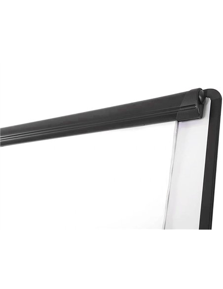 Chevalet q-connect économique fond mélaminé tableau effaçable sec 70x100cm auget barette pivotante hauteur maximum 2m.
