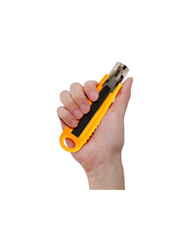 Cutter xd123 q-connect retractable lame acier 18 mm blister.