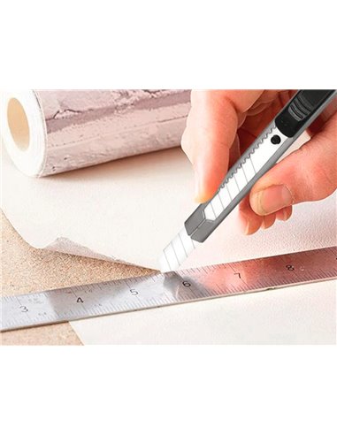 Lame 9mm de rechange q-connectpour cutter ceramique kf14388 blister 6 unites.