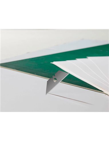 Lame rechange q-connect cutter universel 18mm blister 5 unités.