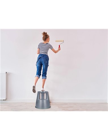 Tabouret q-connect plastique roues caoutchouc rétractables 2 niveaux base 44cm hauteur 43cm poids 2.9kg coloris gris.